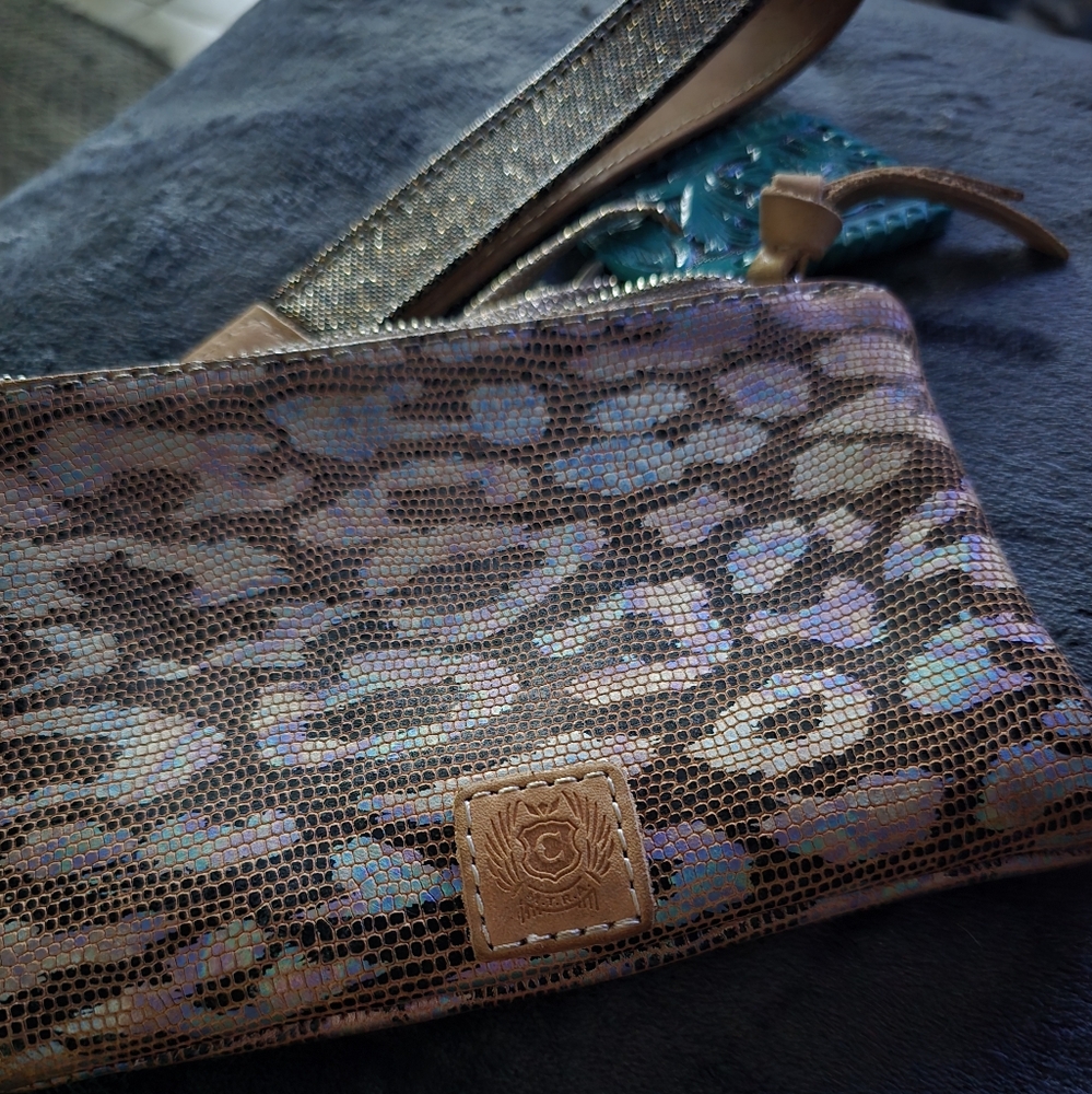 CONSUELA Combi Iris Pattern Wristlet.
